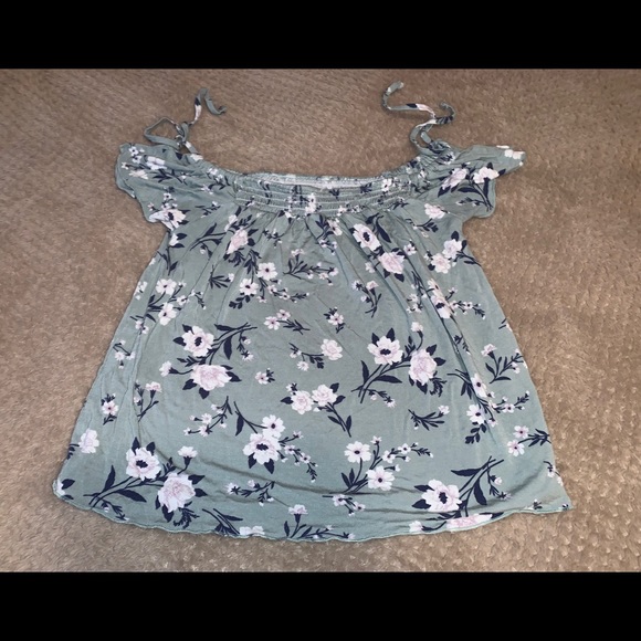 💥SOLD💥 American Eagle Soft & Sexy top - Picture 1 of 1